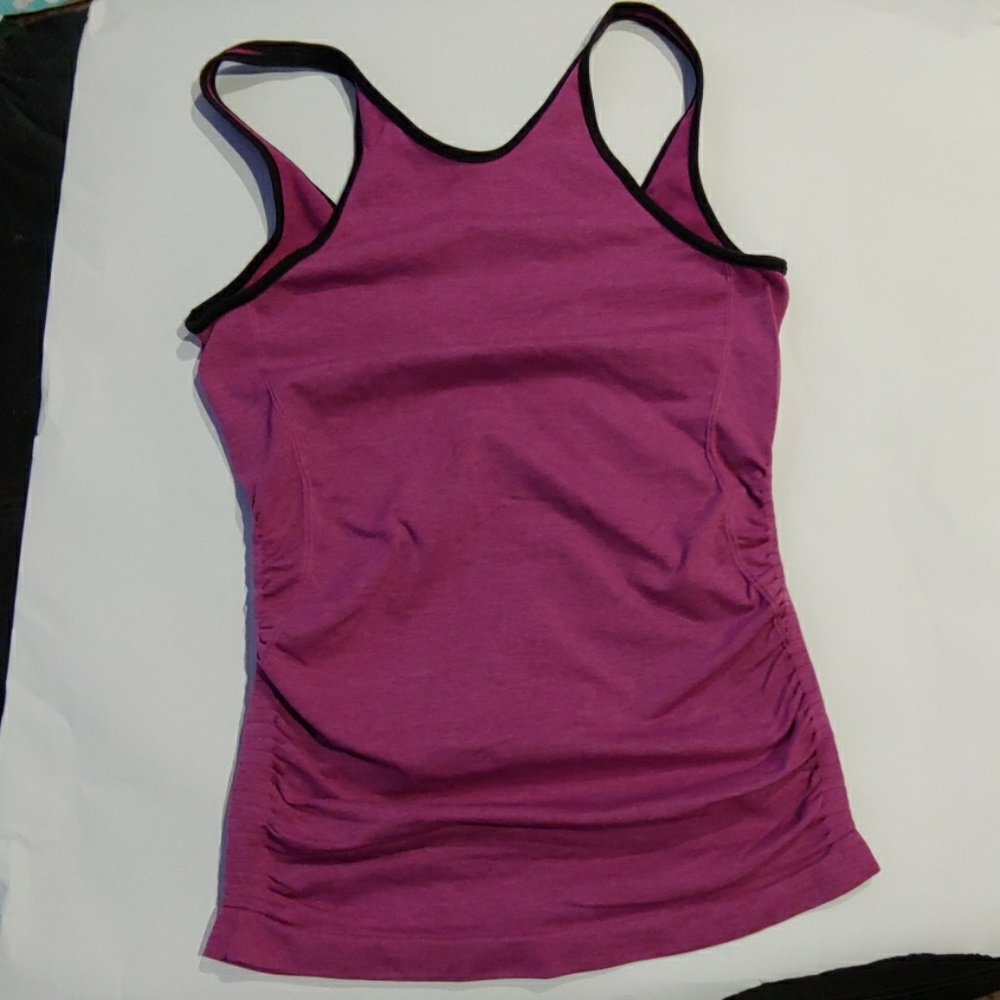 Lululemon In the Flow seamless tank